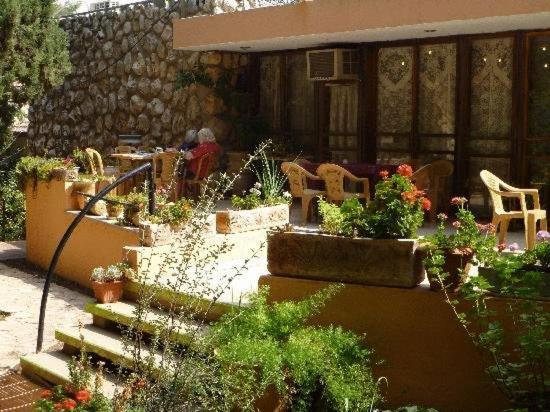 Safed Inn Luaran gambar