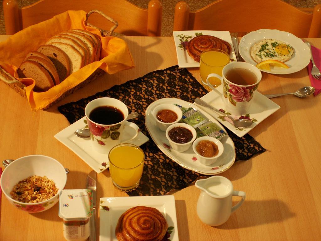 Safed Inn Luaran gambar