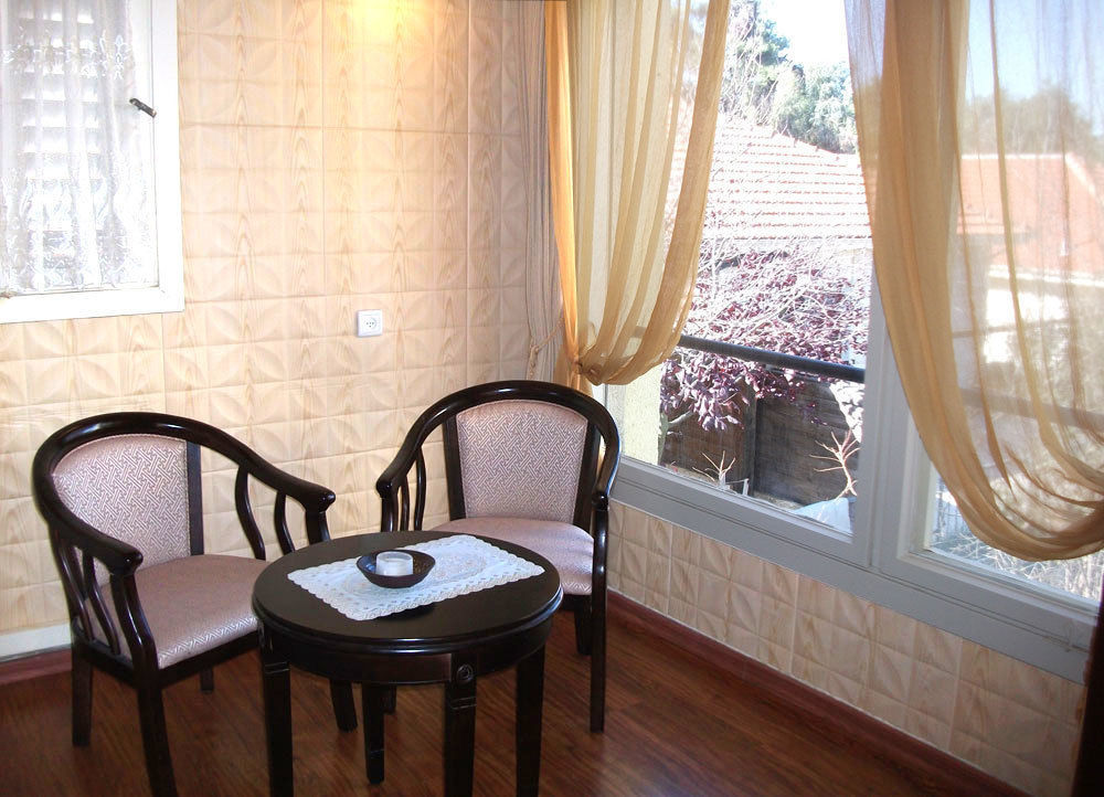 Safed Inn Luaran gambar