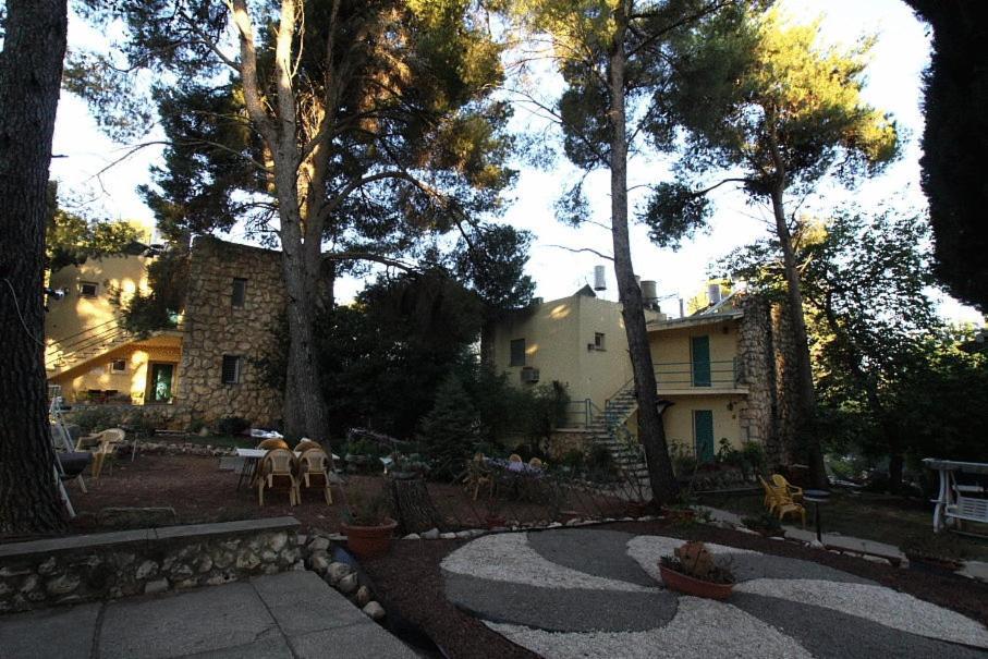 Safed Inn Luaran gambar